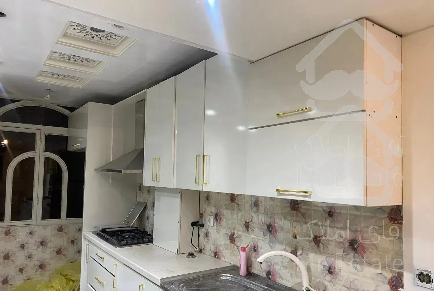 فروش آپارتمان سالن پرده خور ، خوش نقشه