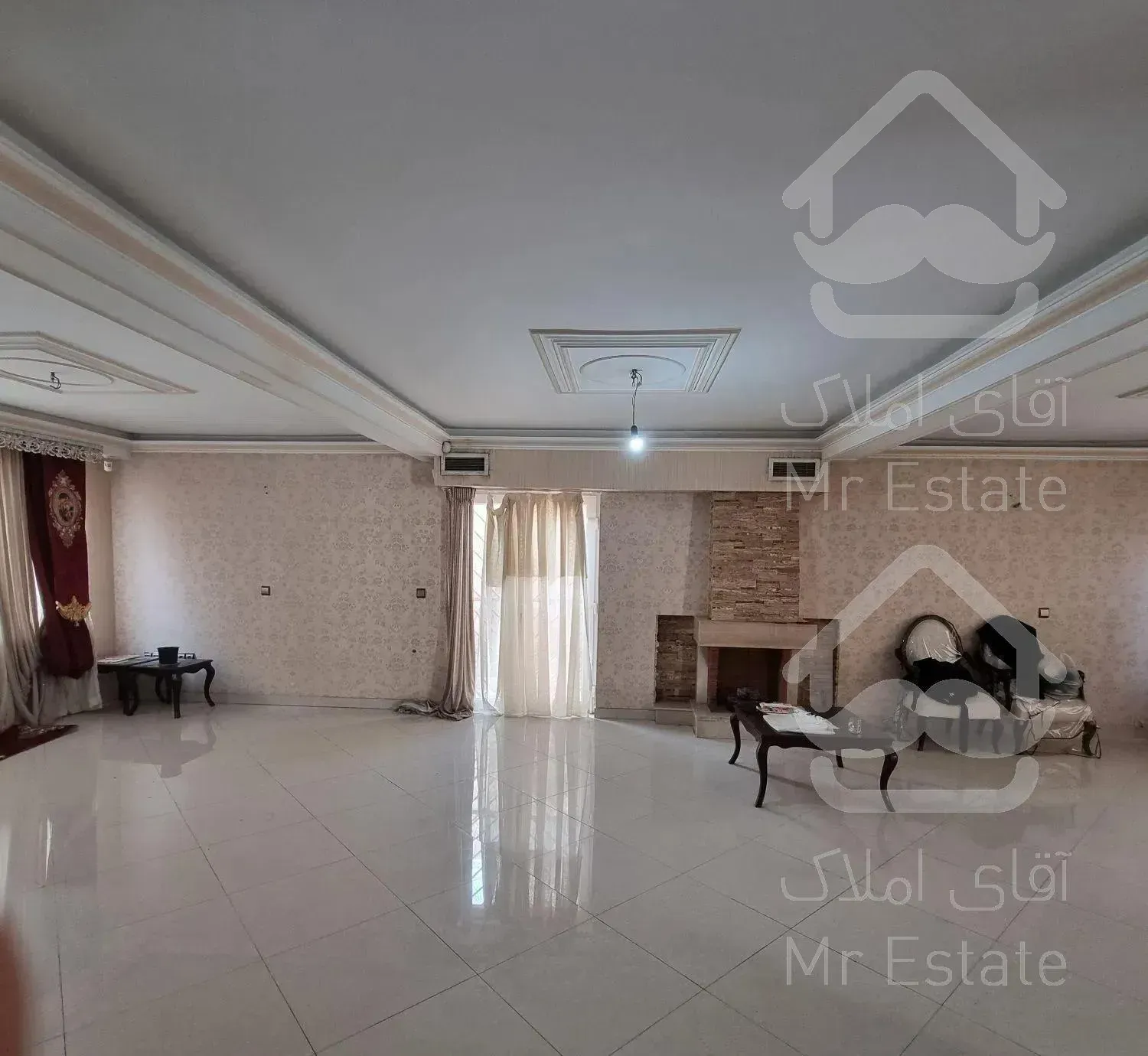 ویلا دربستی 330متر