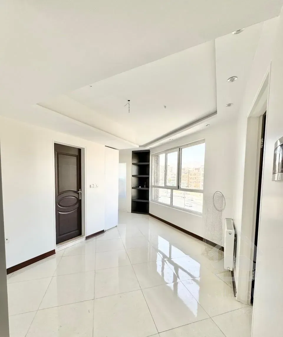 بهار شمالی/۴۰ متر/۵ ساله/فول/غرق نور