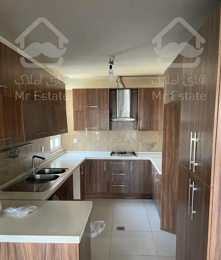 ۷۳متر.کلید نخورده.خ آبان جنوبی.شهید عضدی