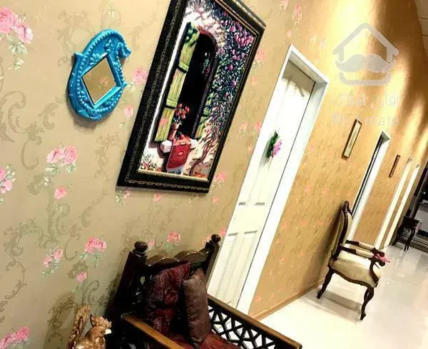 معاوضه ویلایی 3طبقه 560متر10اتاق سوییت 50 تخت