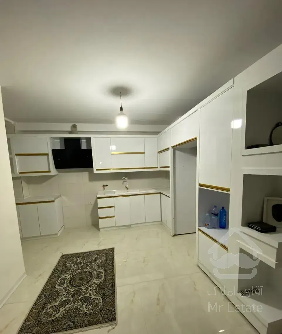 فروش ۱۰۰متر آپارتمان کلیدنخورده شیک شیخ صدوق شمالی