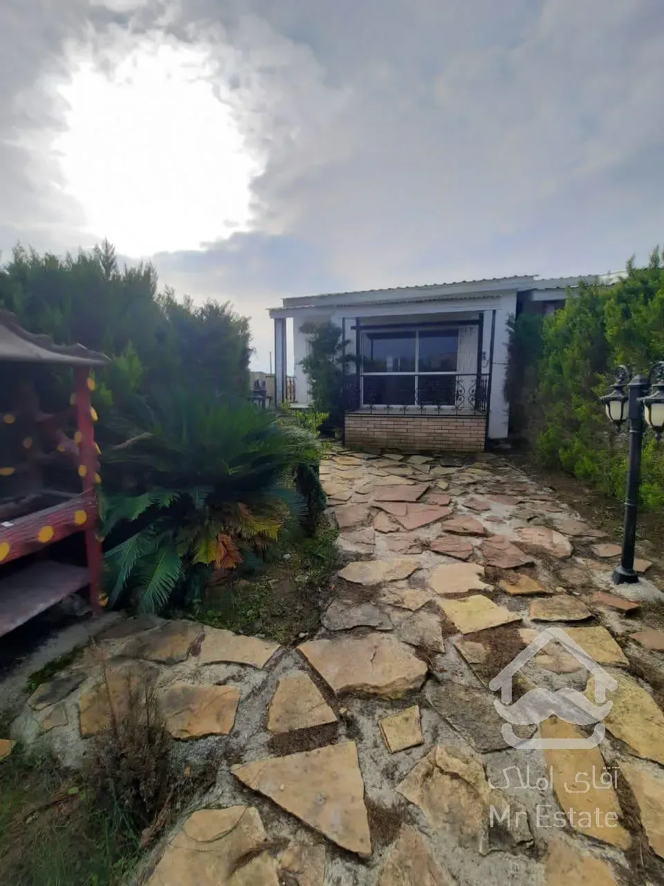 ويلا باغ تو دل جنگل با پيش پرداخت٨٠٠تومن