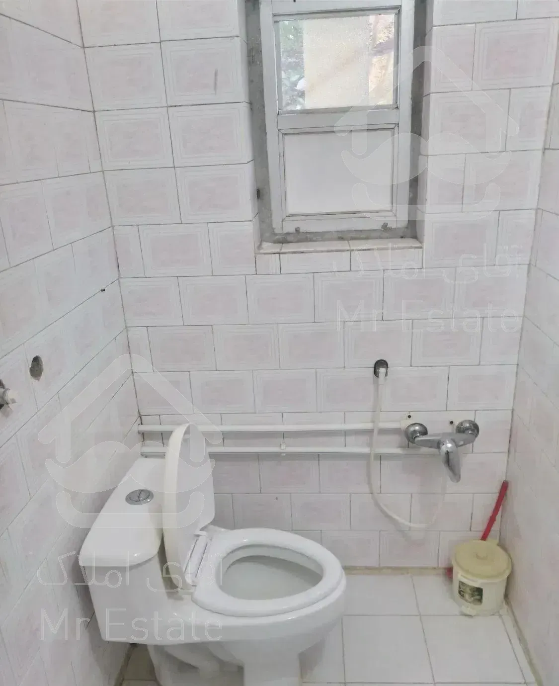 اطاقور جاده لیل خرما  کولر گازی دارد