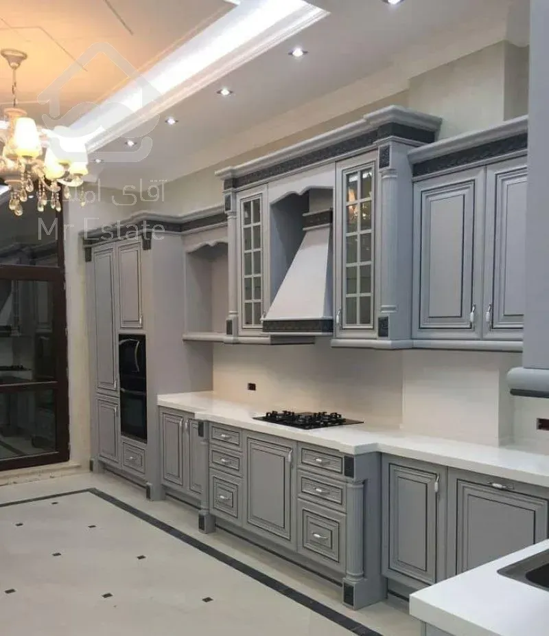 فروش آپارتمان ۱۹۰ متری خیام شمالی