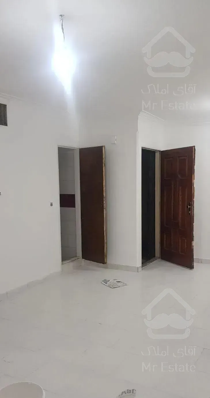 ۵۰متر نقاشی وبازسازی شده با انباری و پارکینگ موتور