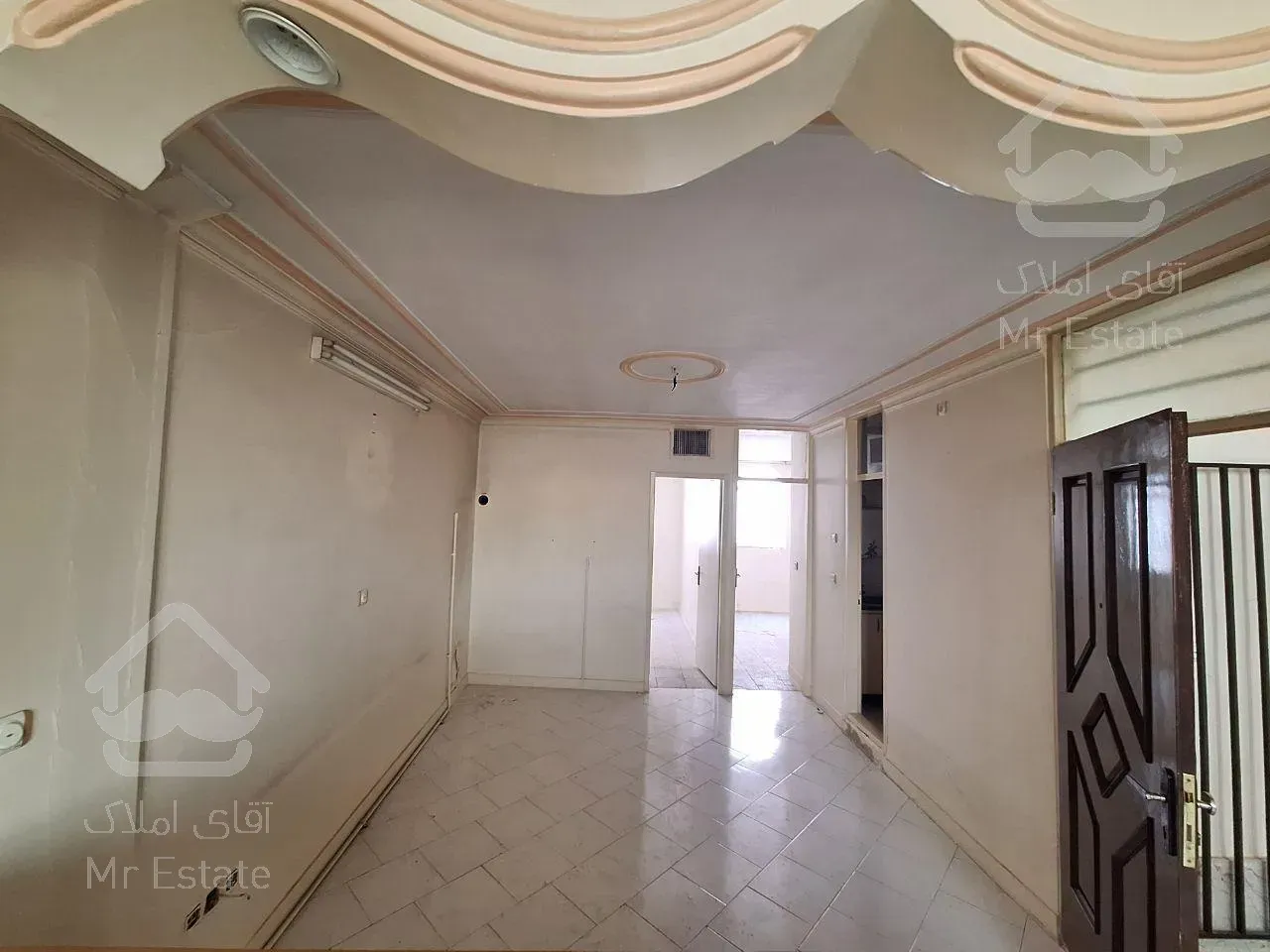 54 متر، چنگروی ک امام زمان، طبقه چهارم