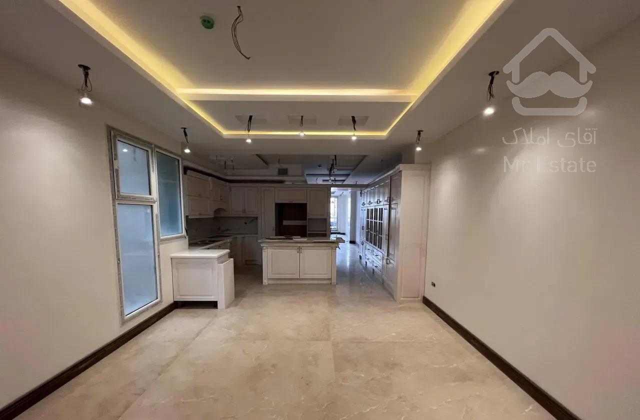 185متر نوسازکلیدنخورده ۲پارکینگ روف گاردن ۱۵۰غربی