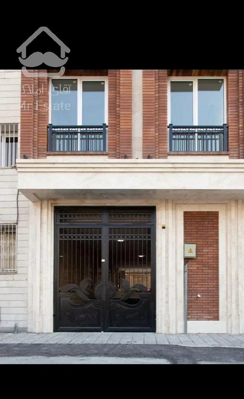 آپارتمان ۱۳۰متری  نوساز نورگیر