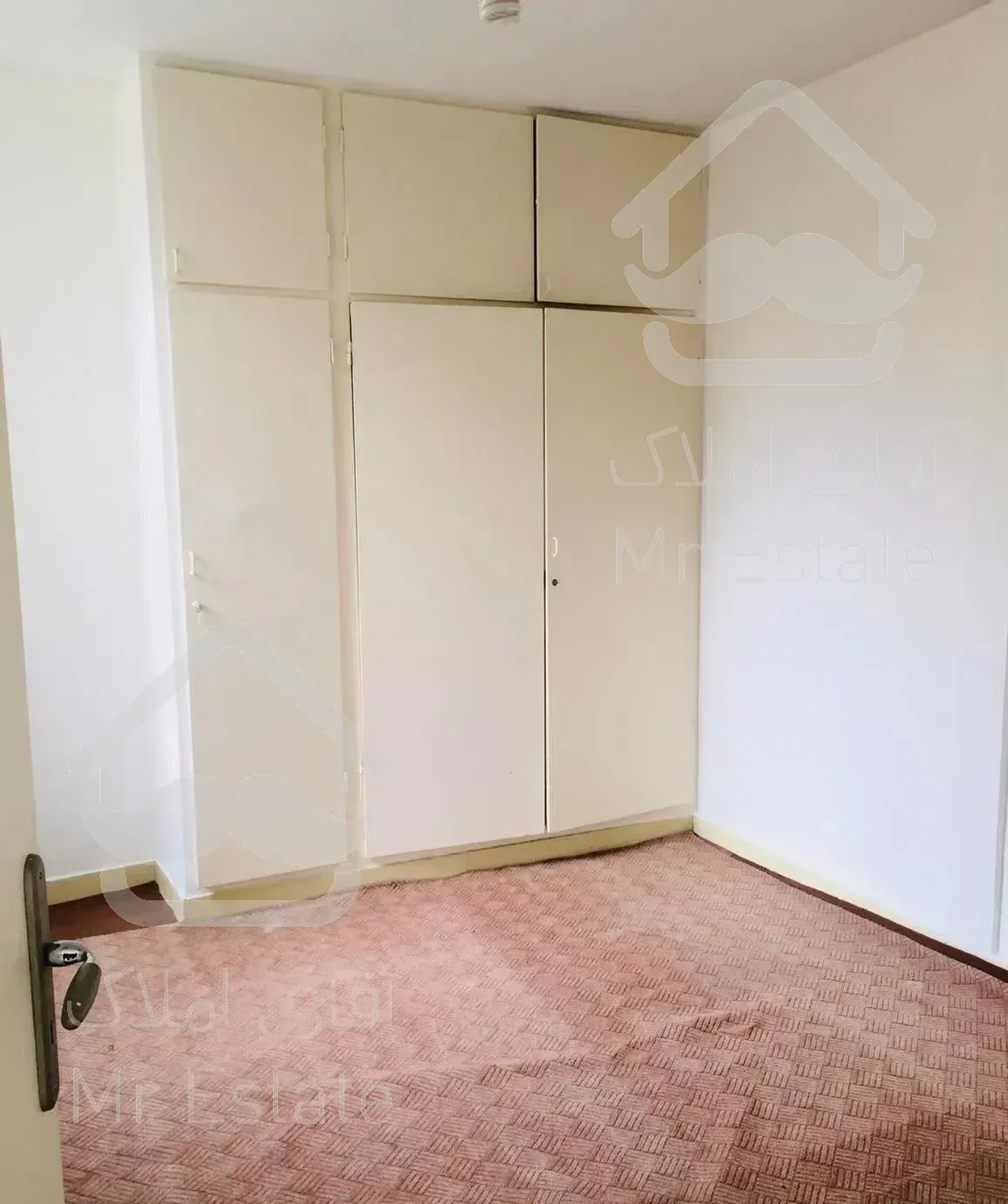 فروش ٤ طبقه یکجا مطهرى