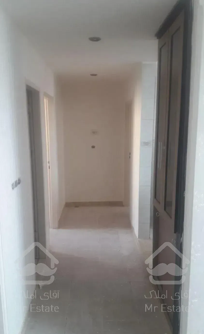 آپارتمان ۱۰۰ متری فرهنگ ۱ طبقه دوم