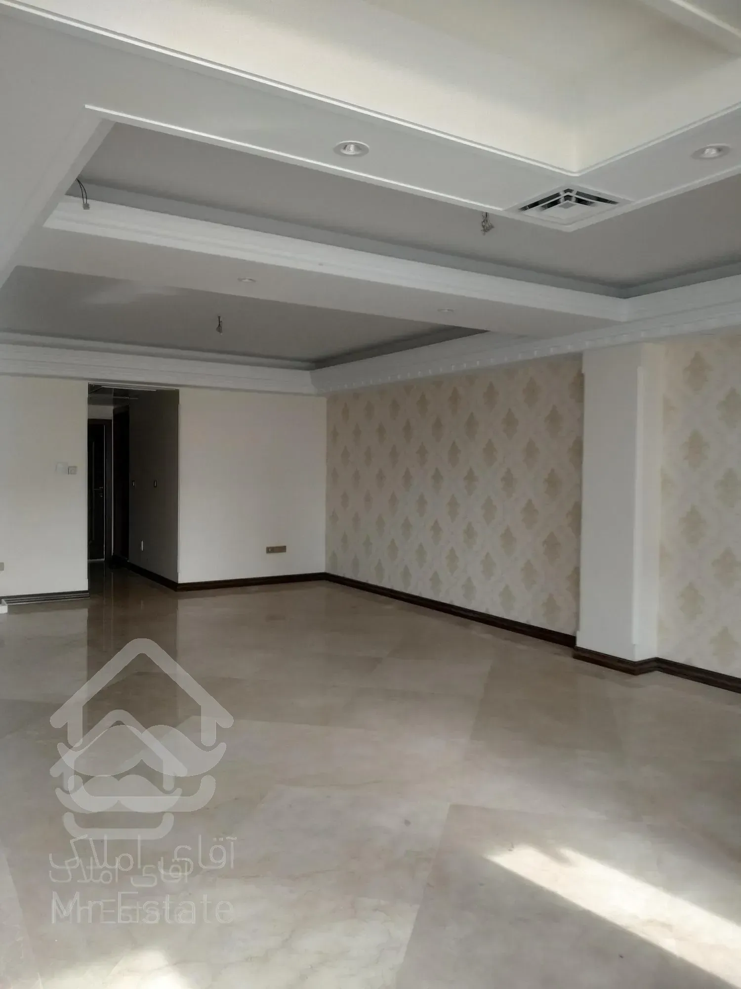 خرید آپارتمان ۱۰۵ متری اندرزگو