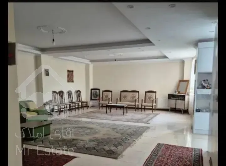 ۱۱۰متر فول امکانانت سالن پرده خور گذرخوب هلال‌احمر