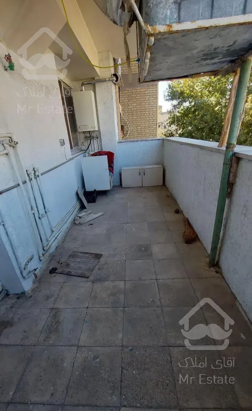 آپارتمان ۱۲۰ متری واقع در مجتمع فجر