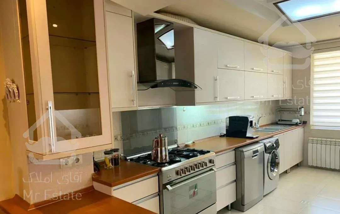 آپارتمان۱۴۰متر/ولیعصر/شهریار