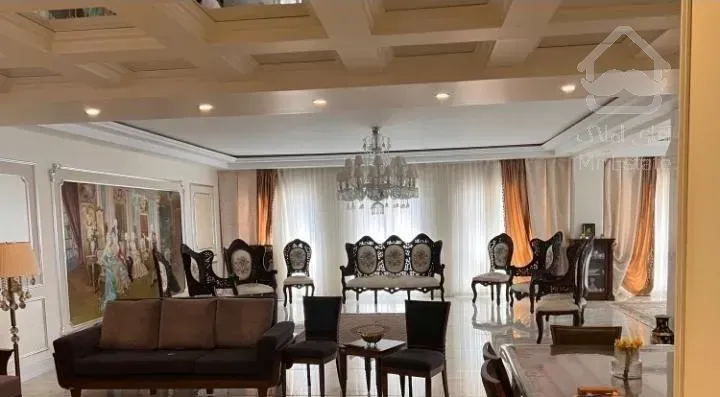 ۲۴۰ متر ۳ خوابه در کامرانیه فول مشاعات