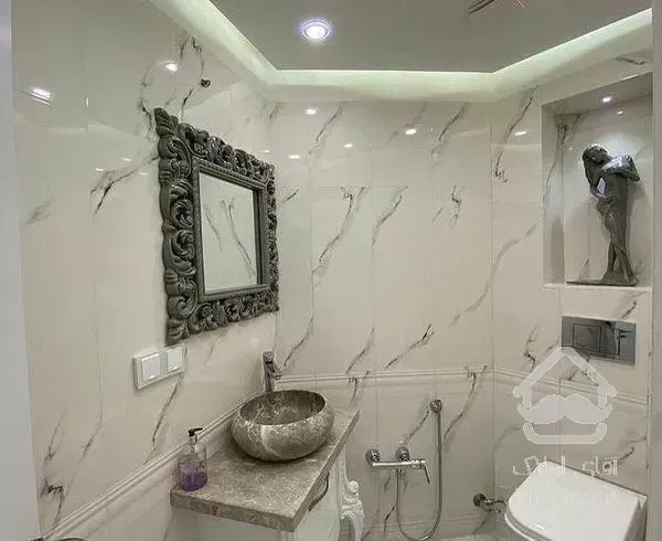 110/کلیدنخورده/بالای کاج