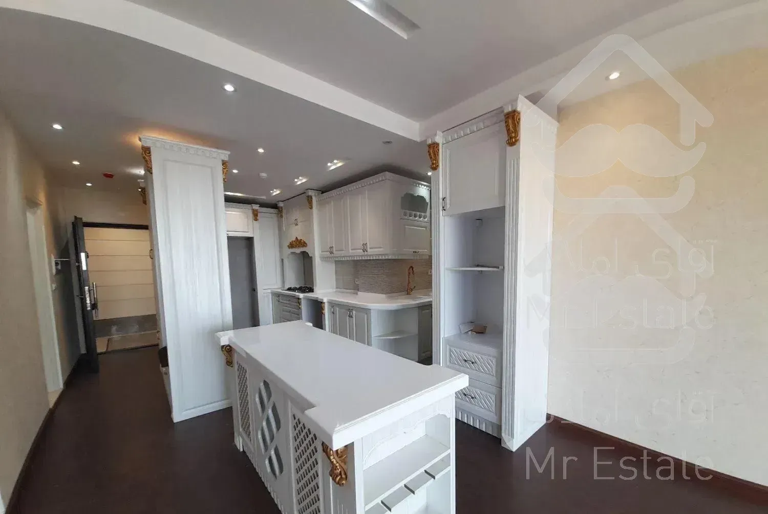 آپارتمان ۱۲۵ متر دو خوابه غرق نور توانیر