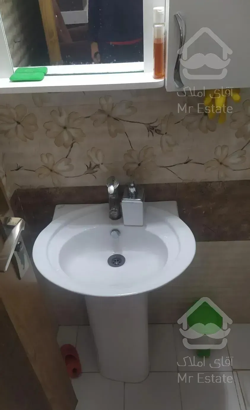 آپارتمان ۸۰ متری در شهرک سیمرغ