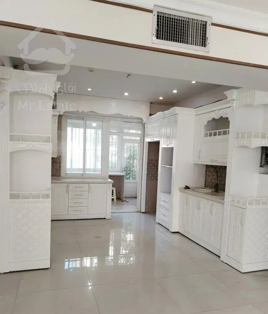 اپارتمان نوساز200متری/3خواب
