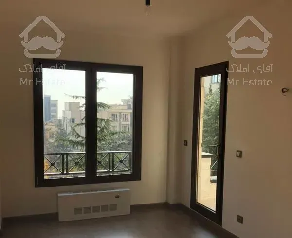 آپارتمان سه خوابه