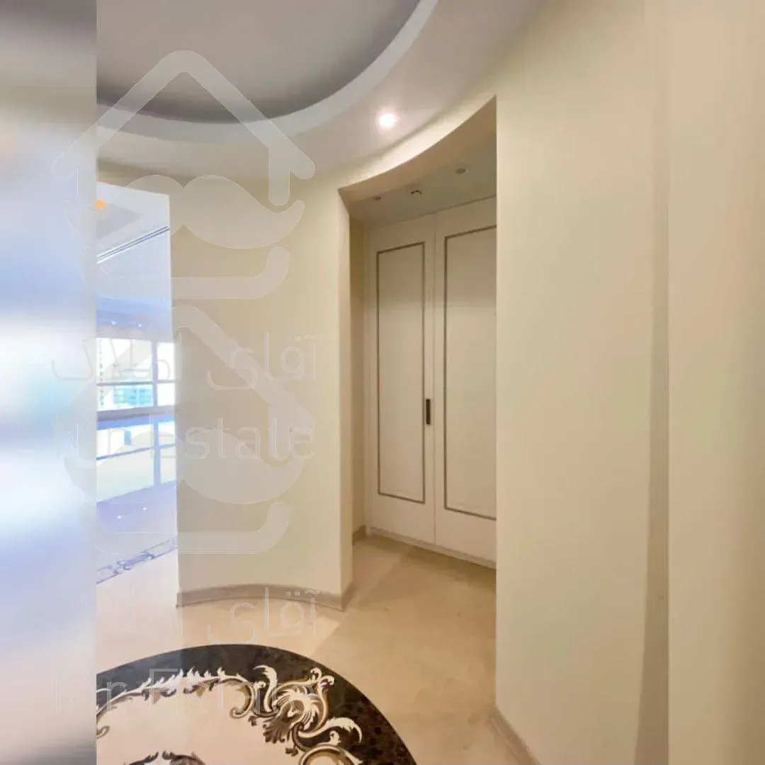 تهاتر ۳۰۰متر آپارتمان در نیاوران با بیت کوین