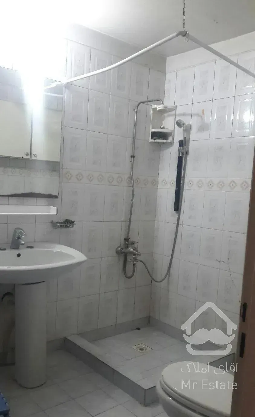 آپارتمان۱۱۰متری۲خوابه  ( حصاری )