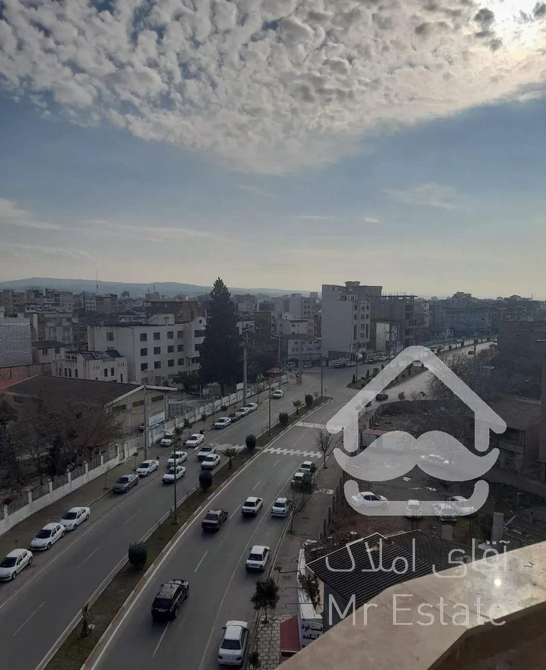 آپارتمان با ویوی ابدی بر اصلی شمشیربند روبرو سما