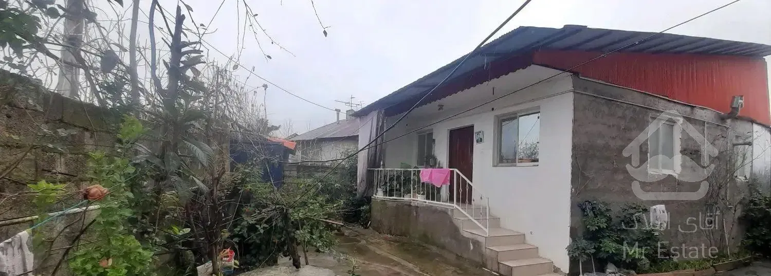 دو تا خونه در یک جا به متراژ ۵۰۰متر برای فروش دارم