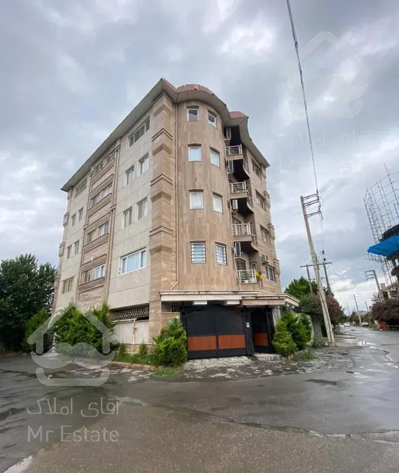 آپارتمان۹۵متری/خوش‌نقشه/طبقه۴/منطقه‌برند‌رویان