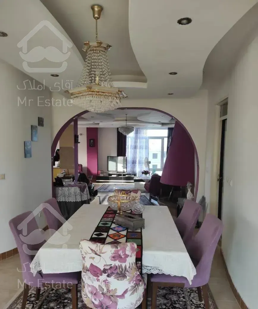 اپارتمان شیک ۱۴۰ متری