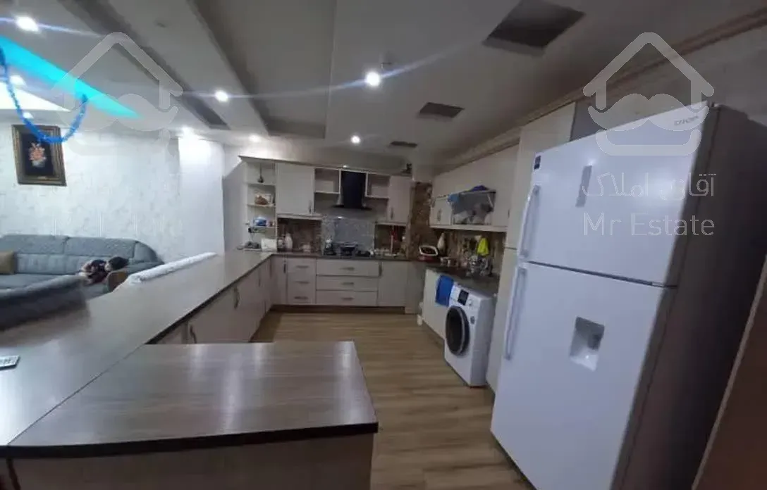 آپارتمان ۱۱۷ متر گرندبرج مظفر خیابان اصلی آریاشهر