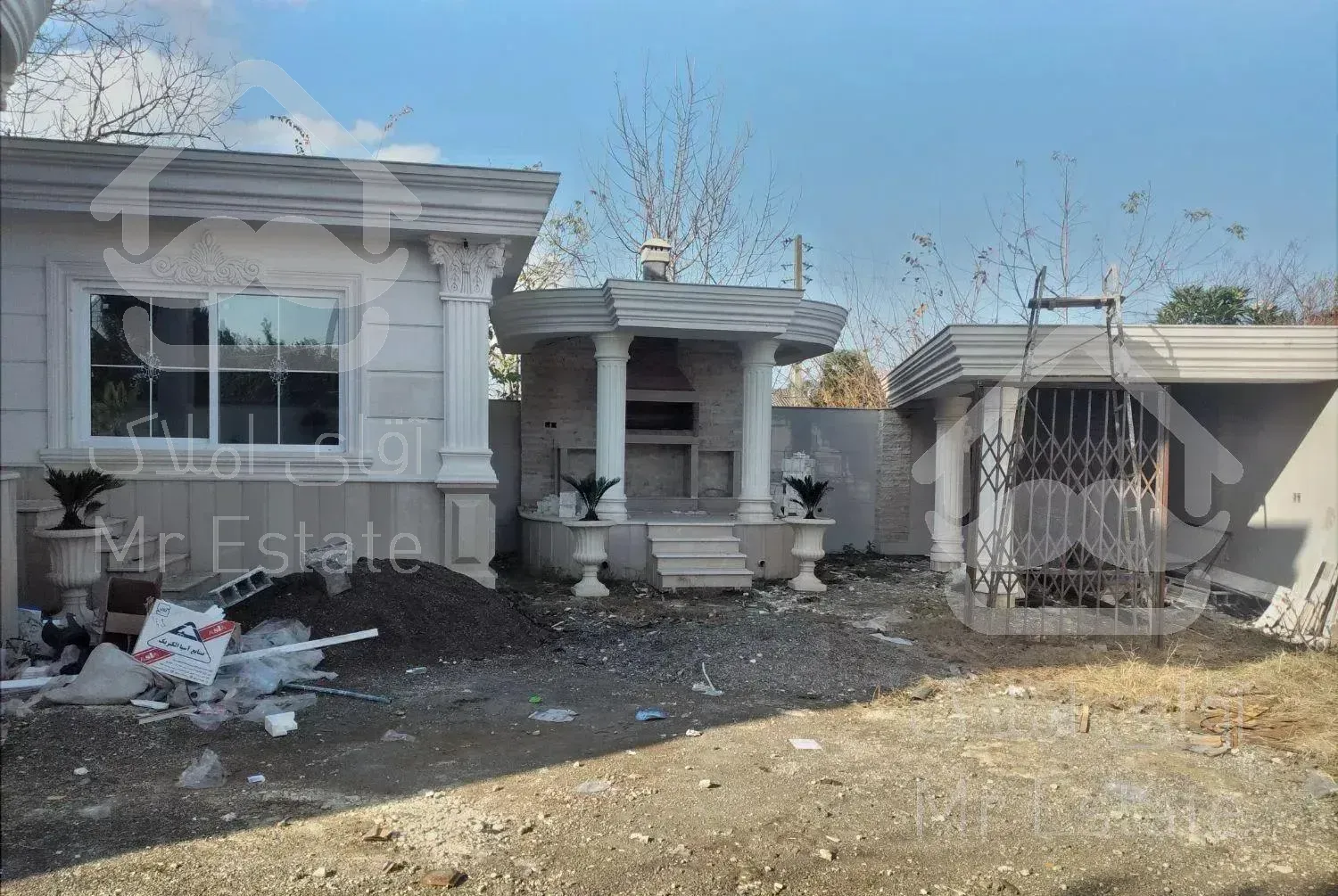 ویلایی فروش نقدی ودر فاصله ۵۰۰ متری ساحل