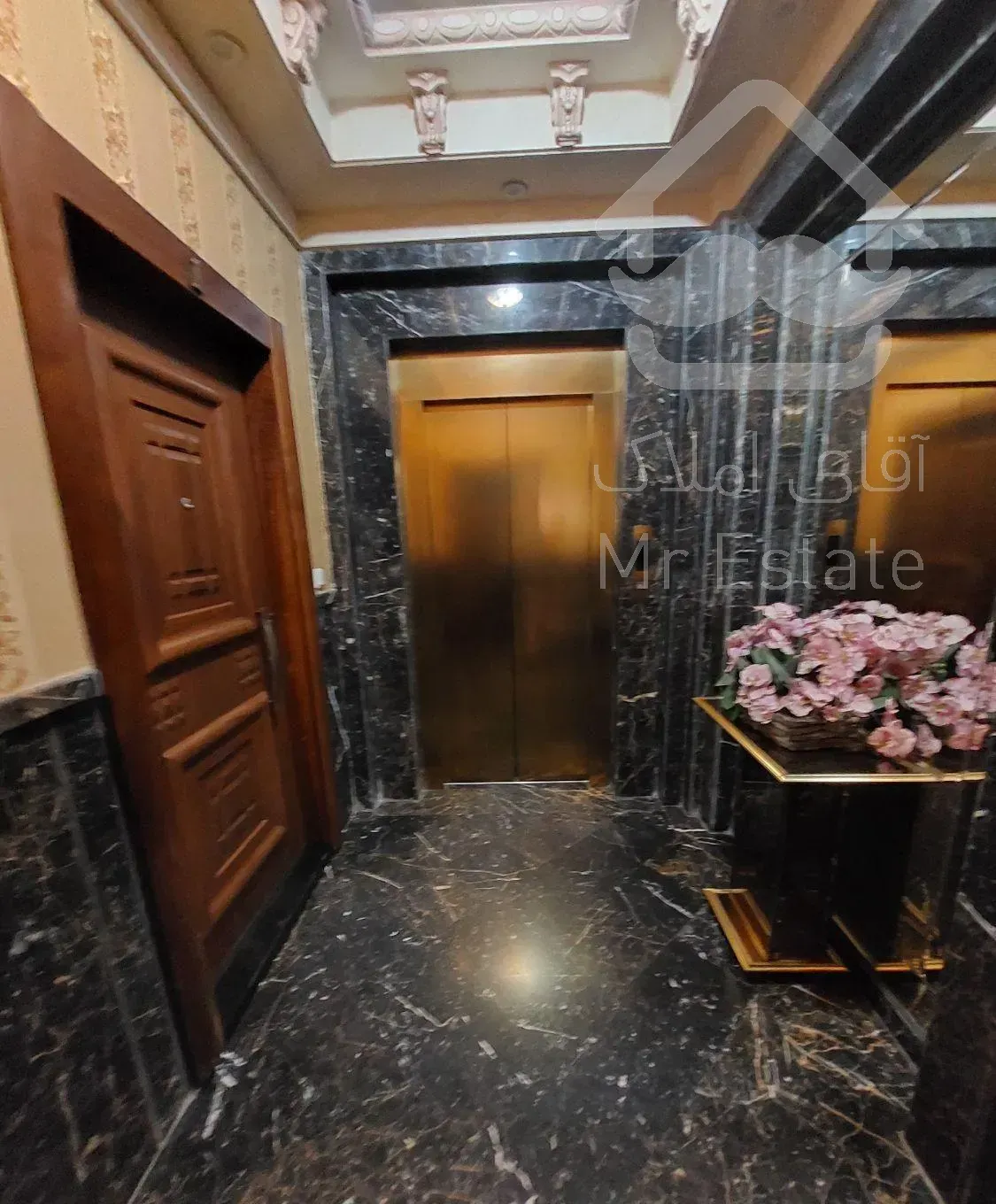 ۱۵۲متر توانیر تاپ لوکیشن