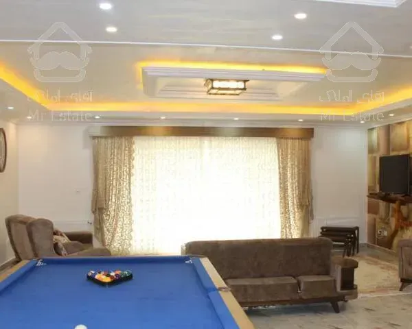 اجاره ویلا ۵۰۰ متر سه خوابه استخردار،داخل شهرک