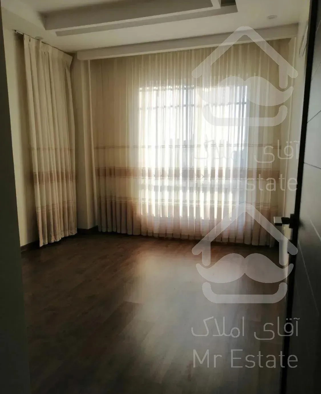 137 متری 3 خواب خیابان دربند