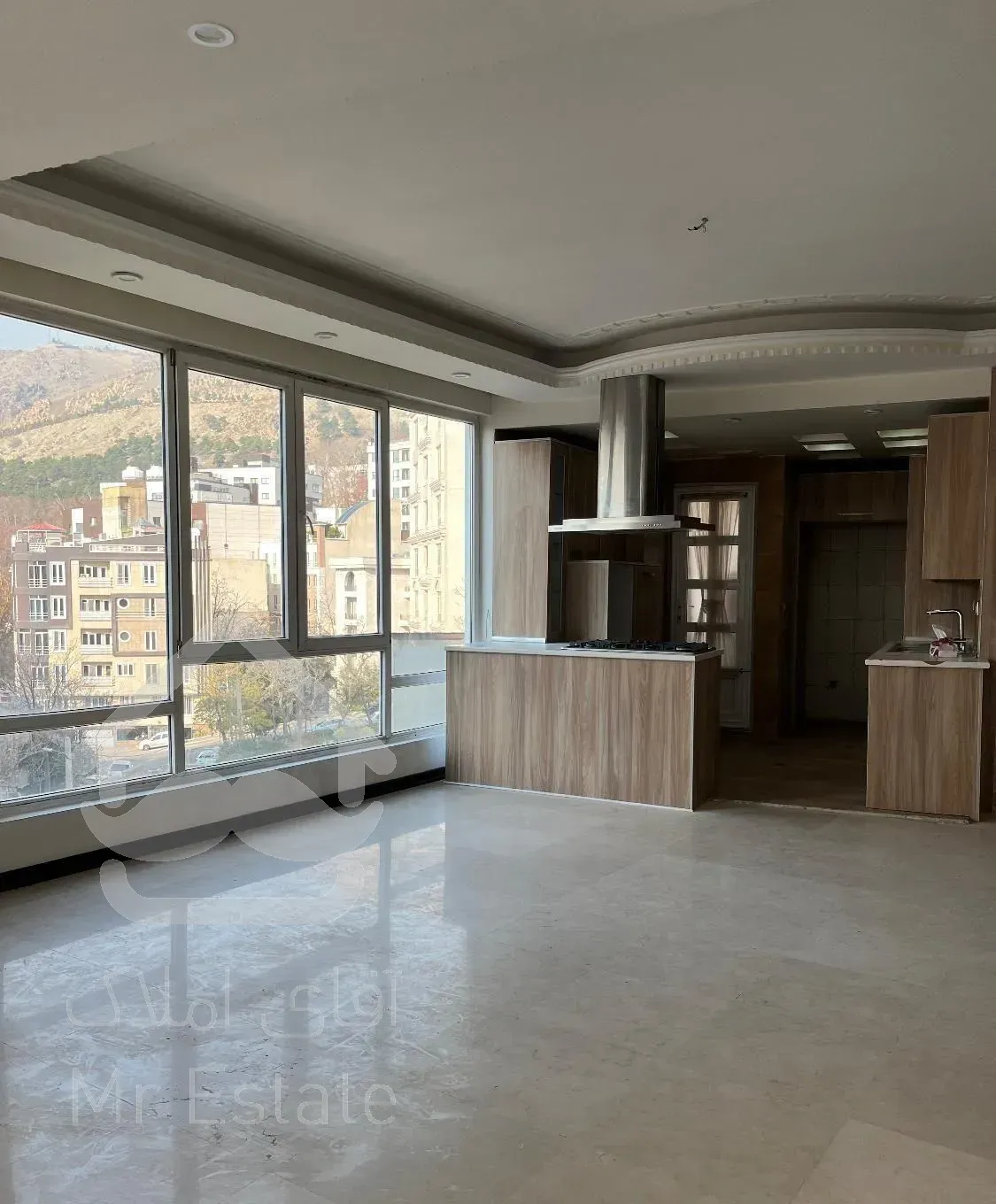 130 متر جمشیدیه