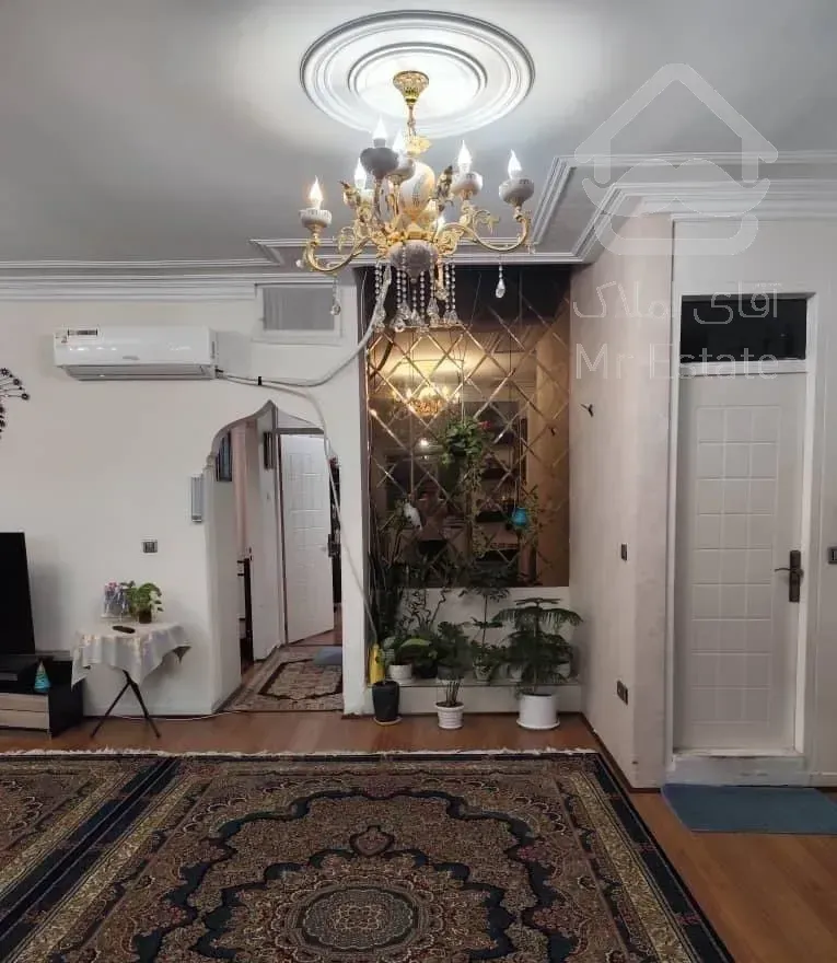 اپارتمان ۱۱۲متری خوش نقشه زیر قیمت