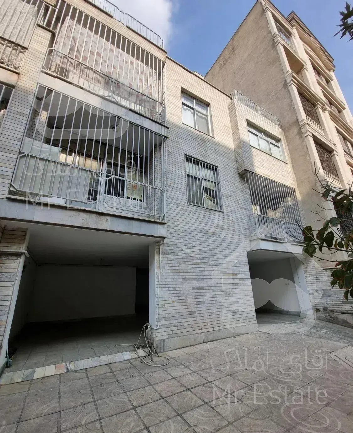 ویلا ۳۲۵ متر ۵ خوابه