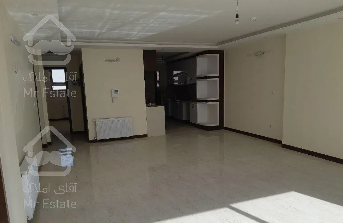 متراژ ۱۱۶ متر .جنوبی. سه اتاق خواب