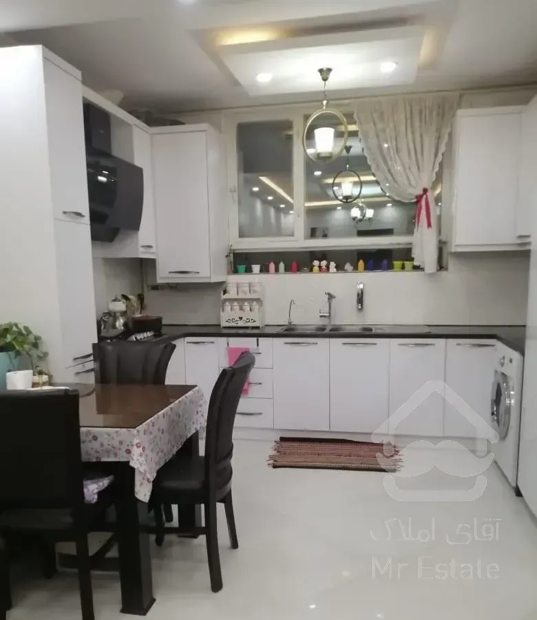 اجاره آپارتمان ۶۰ متری ۲ خوابه طبقه ۲