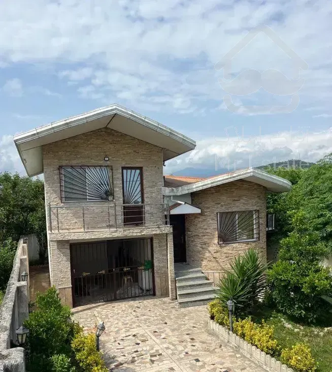 رهن کامل‌ ویلا ۳۲۰ متری دربست حیاط دار در رامسر