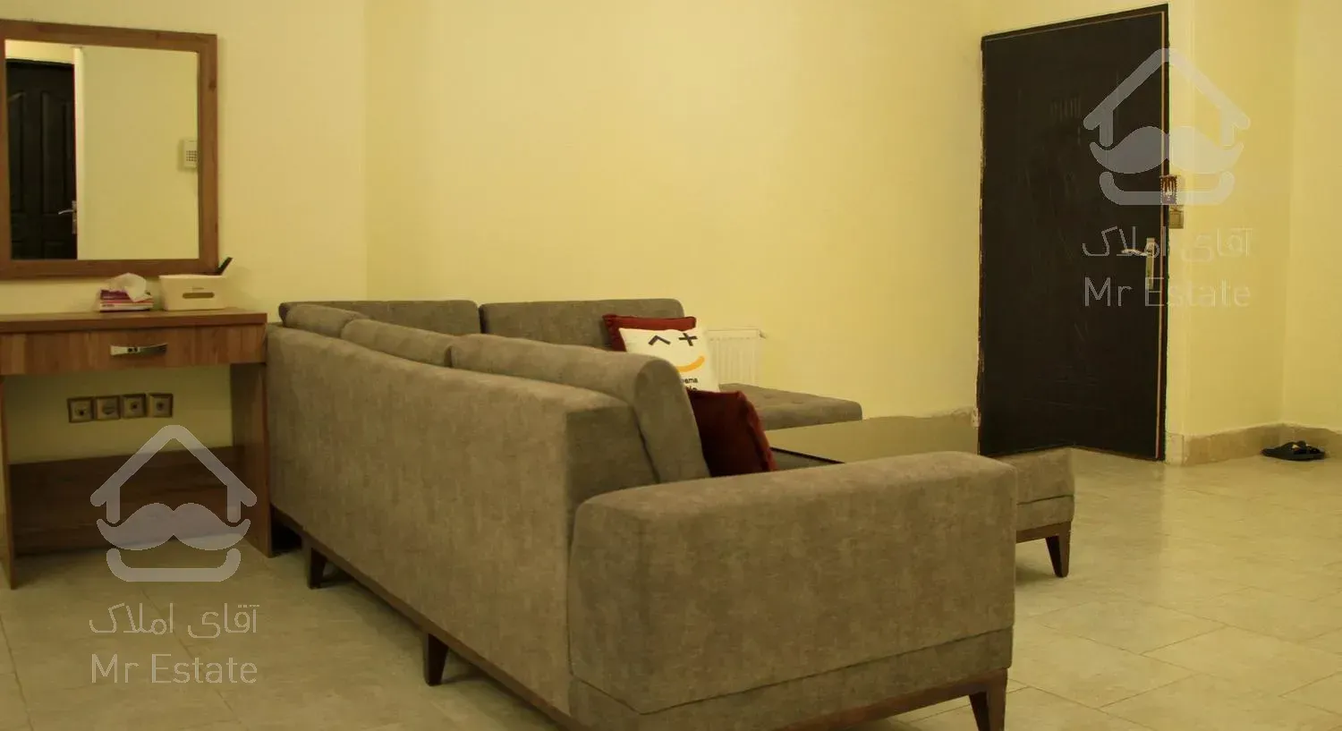 آپارتمان دوخوابه قصر طلایی واحد ۳۰۲