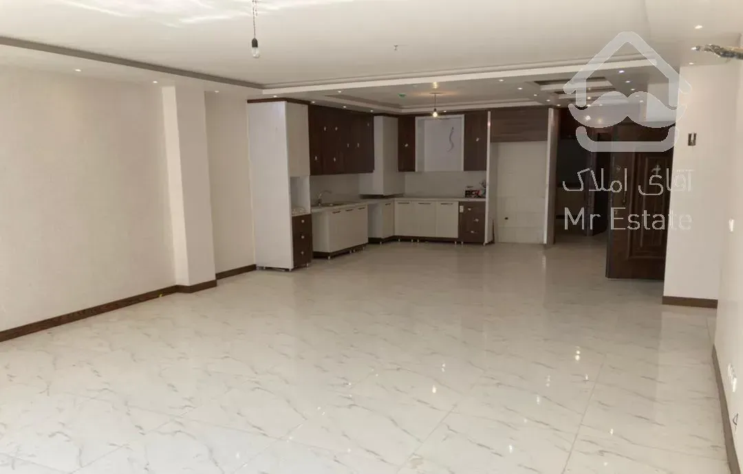 آپارتمان ٢٥٠ متری