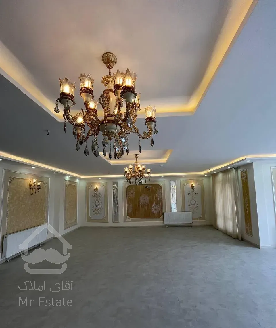 آپارتمان 220 متری جنوبی نورگیر کلید نخورده