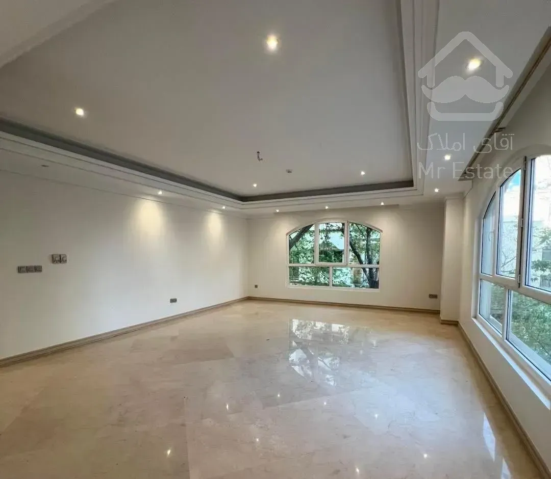 182متر ( عکس واقعی )دو نَبش شیخ بهایی+شیراز شمالی