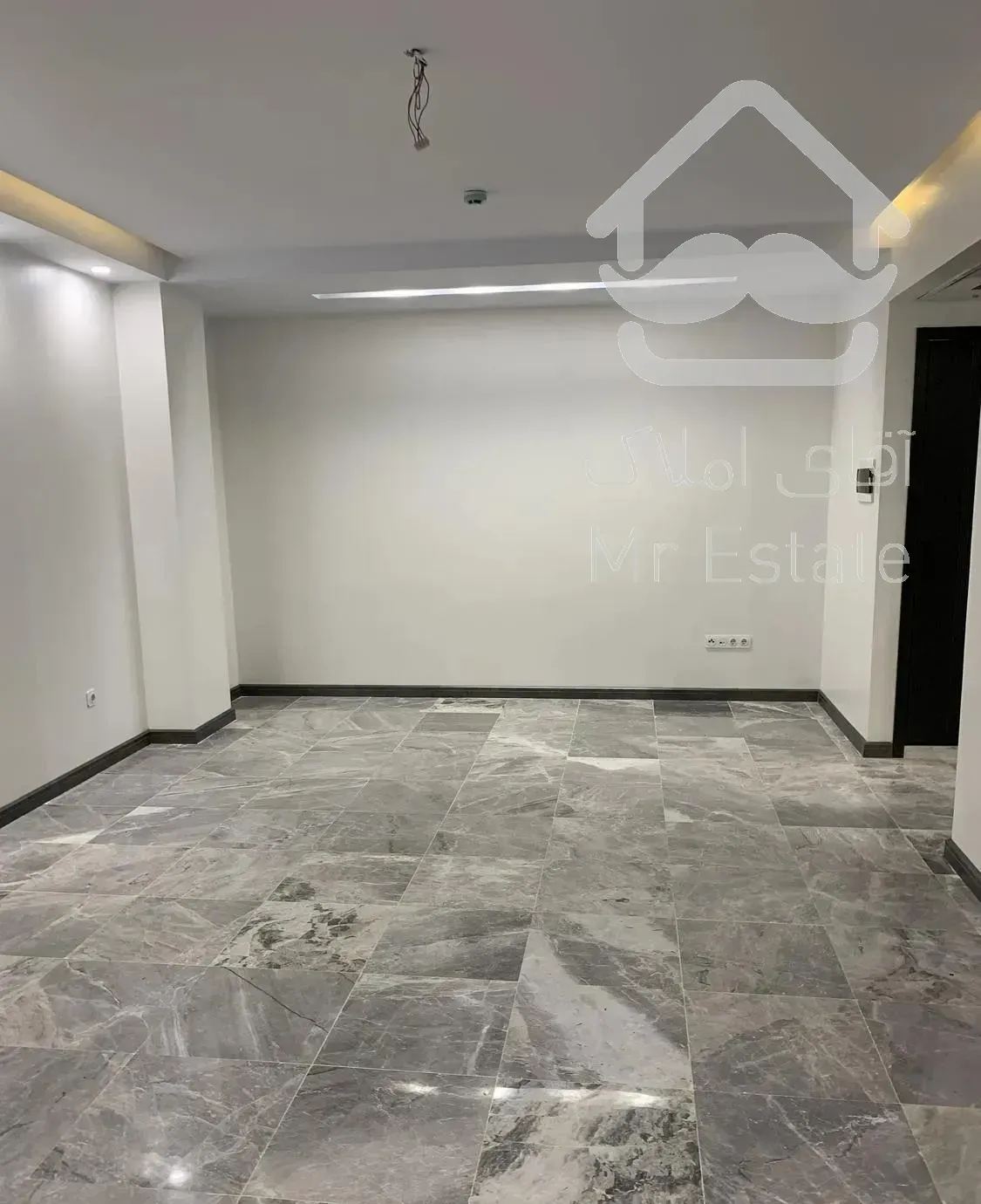 ۶۵ متر سازه منطقه لارستان