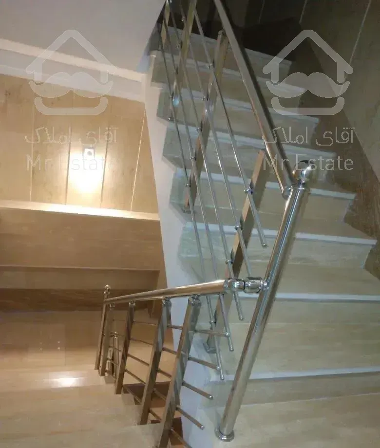 ۶۰۰متر مسکونی نوساز فروش بصورت یکجا وزرا.ک.چهاردهم