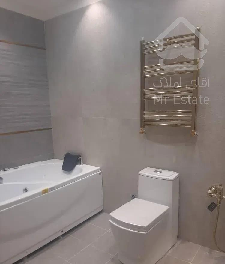 ۸۱ متر/ ۲ خوابه/ فول امکانات/ سالن پرده خور