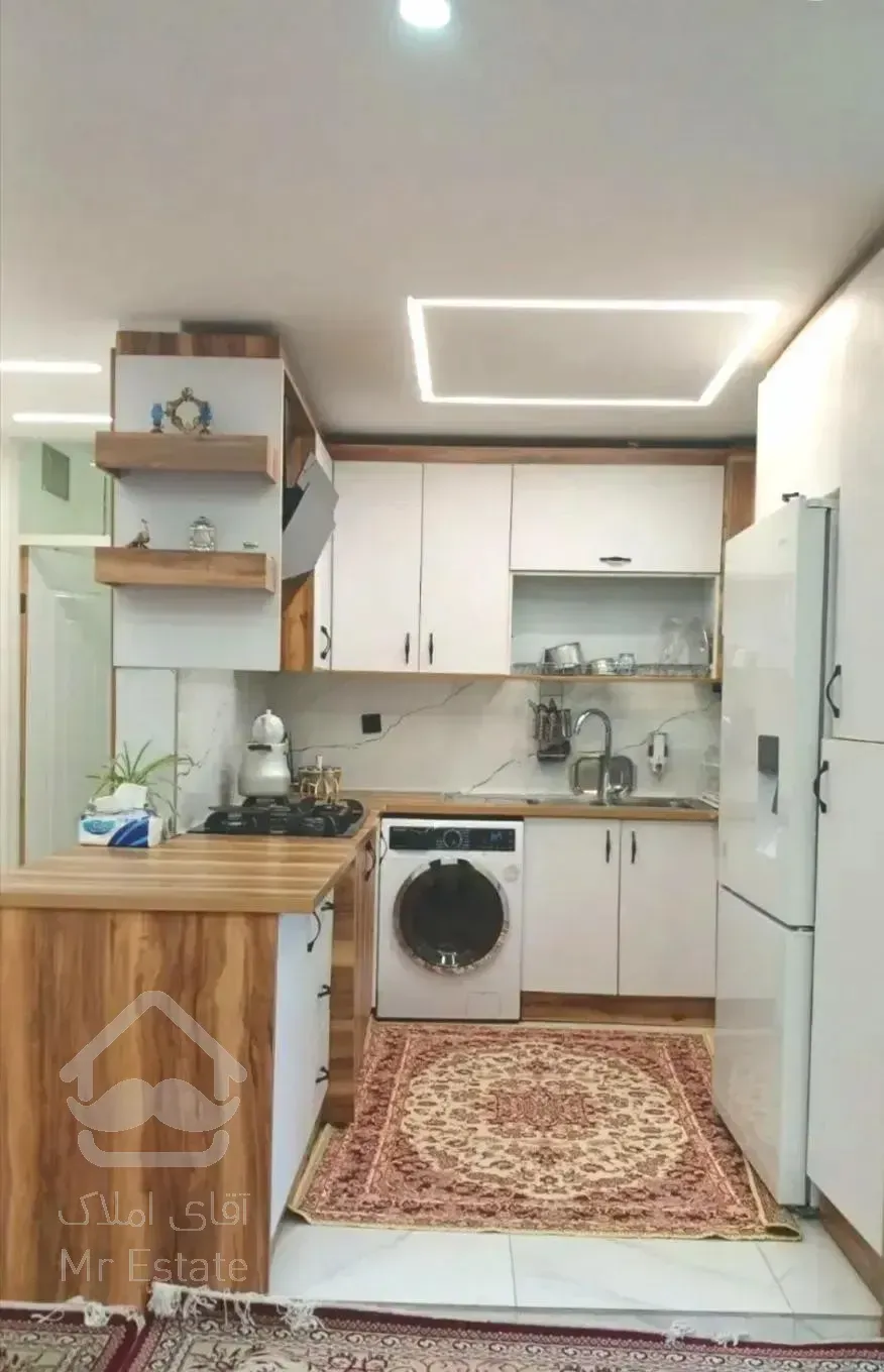 67 متر / شاخه اصلی / فول امکانات